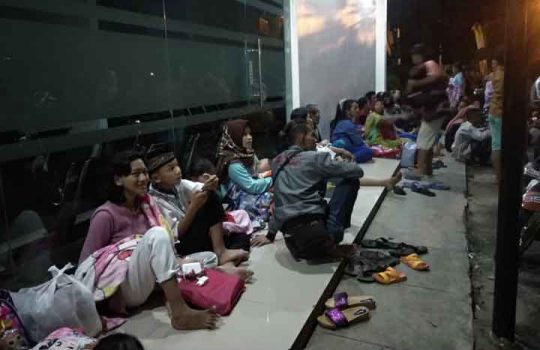 Gempa 7,4 SR, Warga Kunjir Lampung Selatan Mengungsi ke Dataran Tinggi