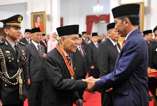 Ini 30 Tokoh Penerima Anugerah Tanda Kehormatan dari Presiden Jokowi