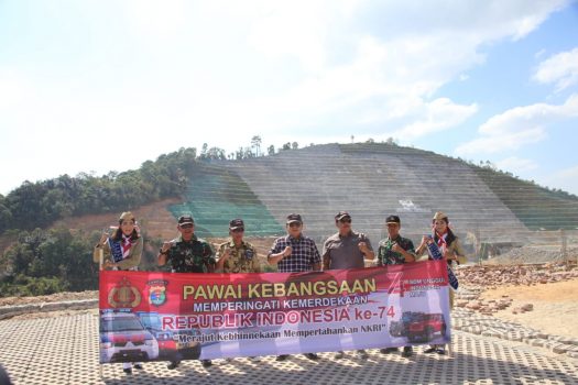 HUT RI, Gubernur Lampung Lepas Peserta Pawai Kebangsaan