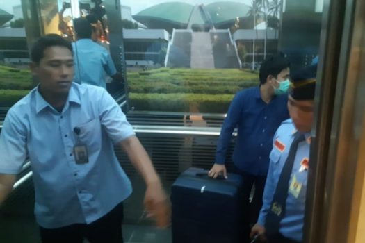 Suap Impor Bawang Putih, KPK Bawa Dua Kopor dari Ruang Anggota Fraksi PDIP