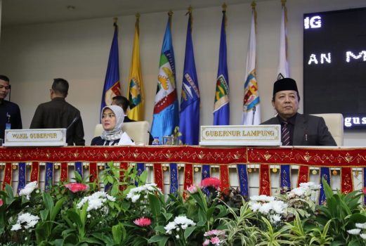 Gubernur-Wagub-DPRD Lampung Dengarkan Pidato Kenegaraan Presiden Jokowi