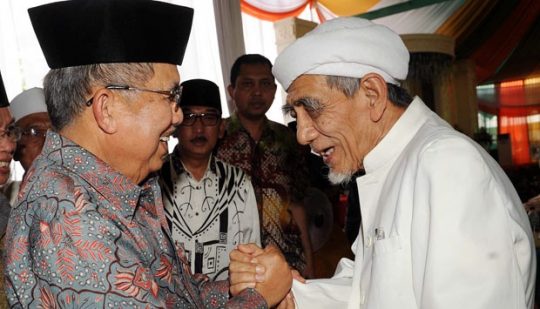 Mbah Moen Meninggal Saat Hendak Salat Tahajud