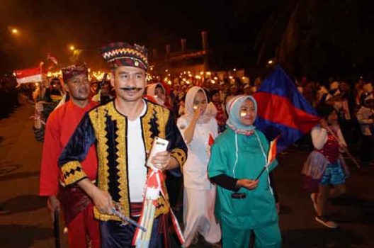 Pawai Obor Meriahkan Malam Peringatan HUT ke-74 RI di Lampung Selatan