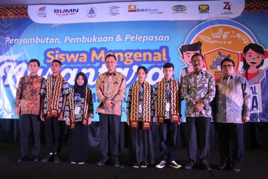 Pemprov Lampung Lepas 23 Pelajar SMA-SMK Ikuti Program SMN