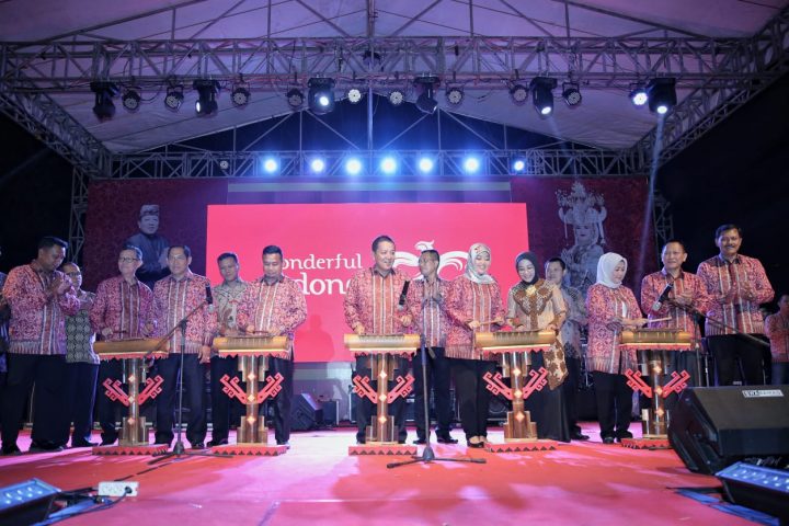 Pemukulan Cetik Tandai Pembukaan Festival Krakatau 2019