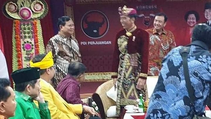 Survei Cyrus: Publik Ingin Jokowi Ajak Prabowo Berkoalisi