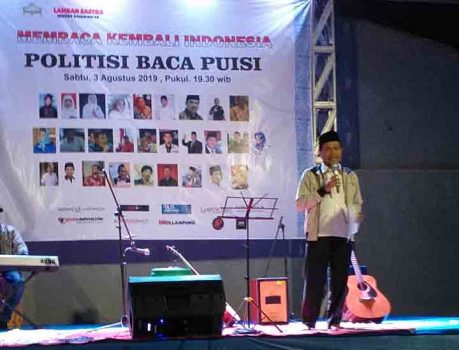 Baca Puisi di Lamban Isbedy, Ketua PKS Lampung Ternyata Punya Bakat Terpendam