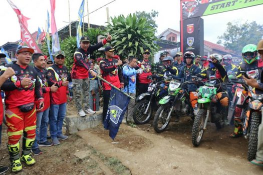Bupati Parosil Buka Festival Adventure Trail Negeri Kopi