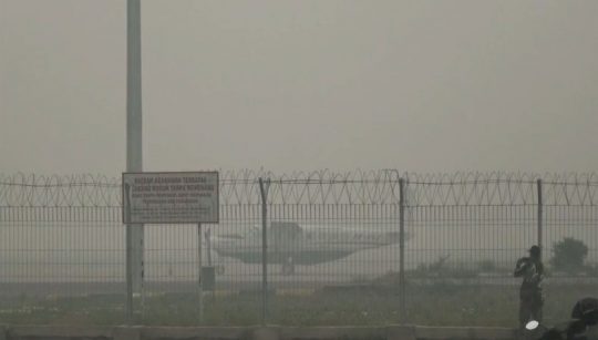Kabut Asap, Penerbangan di Bandara Tjilik Riwut Hampir Lumpuh