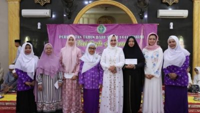 Ketua TP PKK Lampung Hadiri Tablig Akbar PWWI di Way Halim