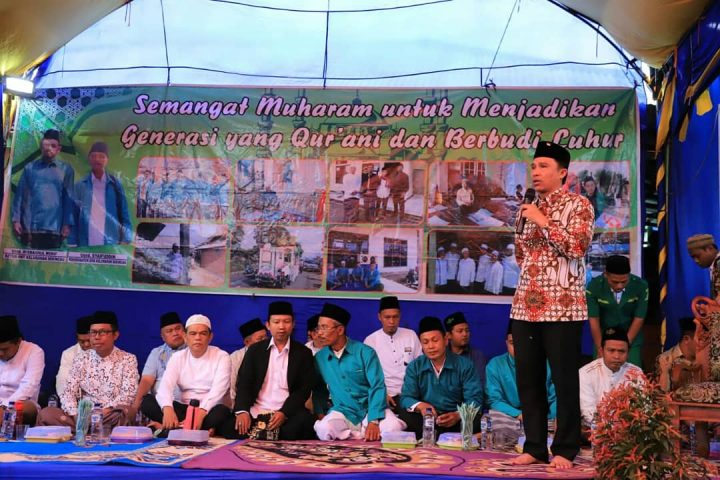 Tahun Baru Hijriah Bupati Parosil Hadiri Pengajian di Sekincau
