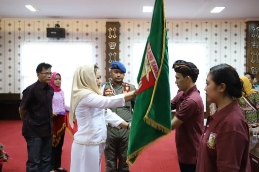 Winarti Lepas 20 Peserta Tirtayatra ke India