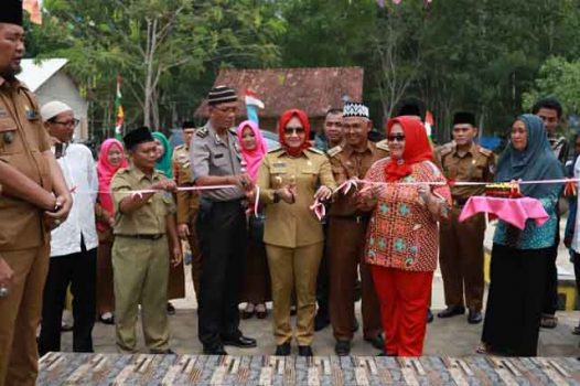 Bupati Winarti Meresmikan Taman Wisata Jaya Pacing