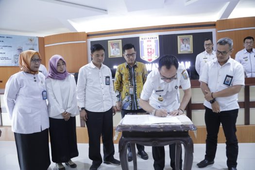 Keterbukaan Informasi Publik, KIP Lampung-Pemkab Way Kanan Teken MoU