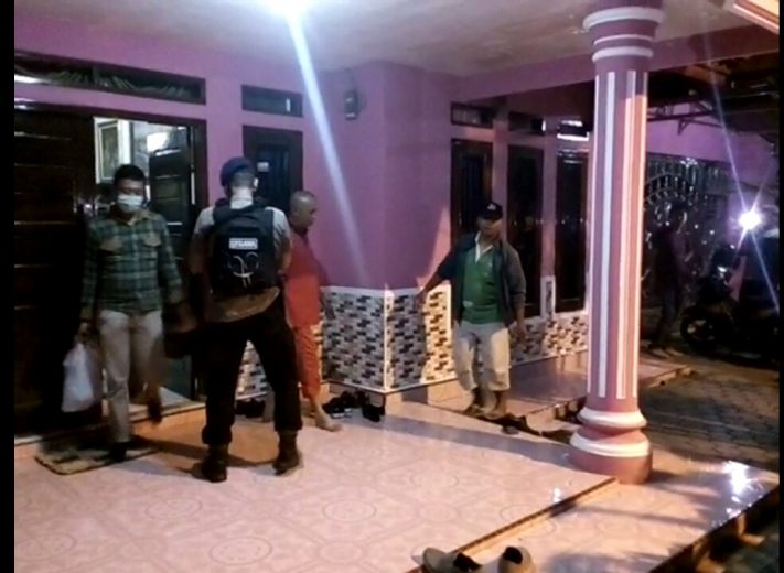 KPK Sita Puluhan Dokumen dari Rumah Mantan Kabid BM Dinas PUPR Lampura
