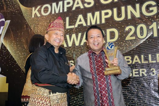 Gubernur Arinal Raih Penghargaan Inovasi Pertanian dan Kesehatan dalam Ajang Kompas Gramedia Award 2019