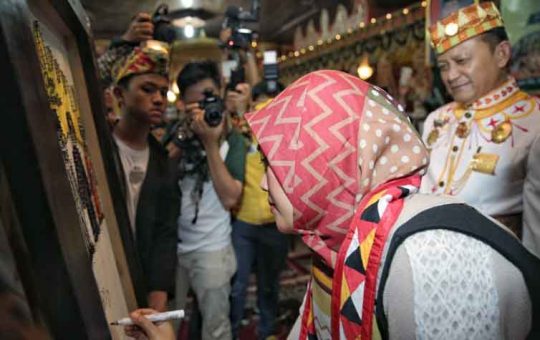 Wagub-Para Tokoh Lampung Tandatangani Komitmen Kerukunan Umat Beragama