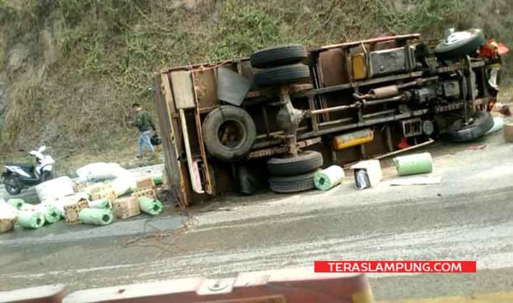 Kecelakaan Maut di Tanjakan Tarahan, Satu Keluarga asal Kotabumi Tewas