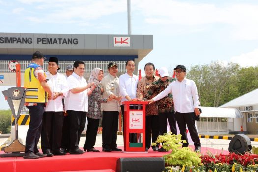 Terpanjang di Indonesia, Jokowi Resmikan Jalan Tol Terbanggi Besar – Kayu Agung