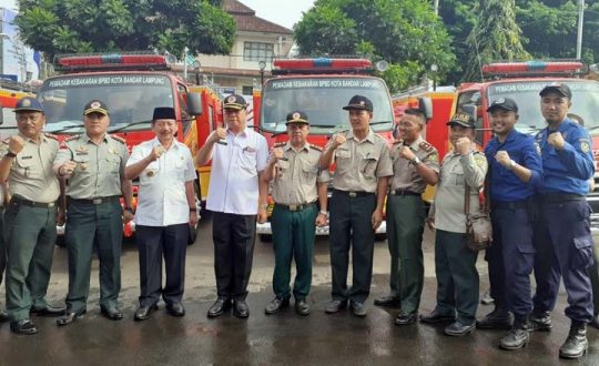 Pemkot Bandarlampung Tambah 5 Mobil Damkar dan 6 Truk Sampah
