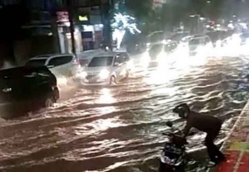 Banjir Hampir Merata di Bandarlampung