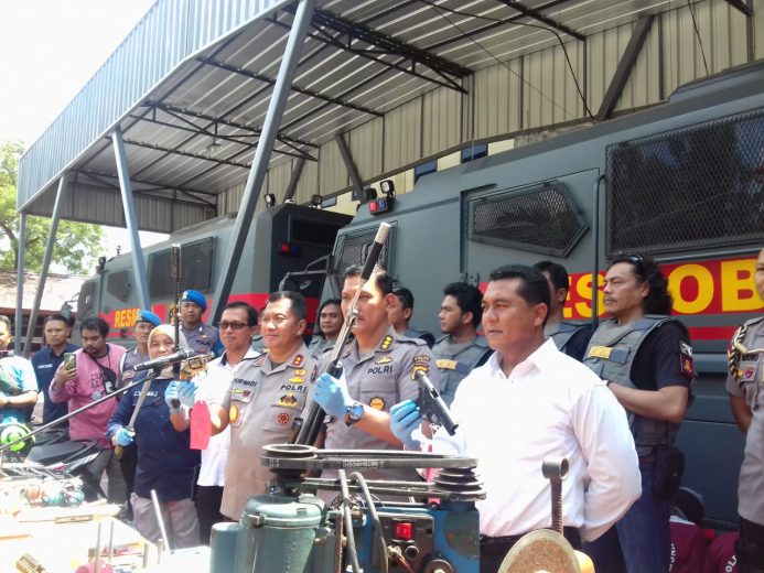Polda Lampung Bekuk Pembuat Senjata Api Rakitan di Lampung Timur