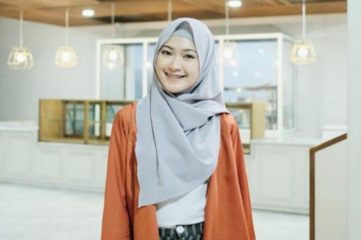 Aneka Kreasi dan Model Hijab