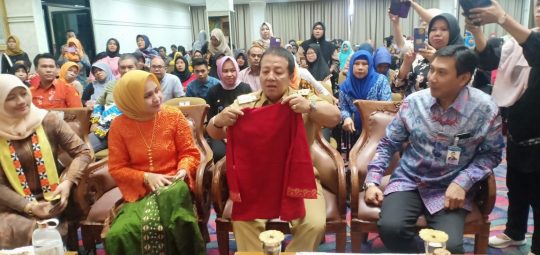 Ketua Dekranasda Lampung Imbau Masyarakat Bela dan Beli Produk UMKM