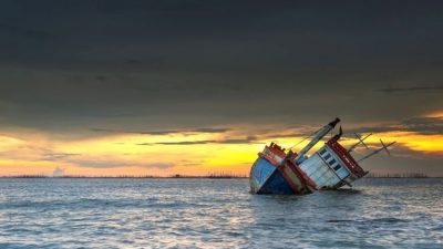 Kapal Tenggelam, 1 Penumpang Ditemukan Tewas, 9 Hilang
