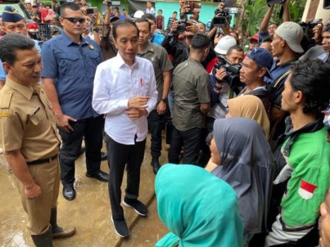 Presiden Jokowi Tinjau Penanganan Banjir-Longsor di Bogor dan Lebak