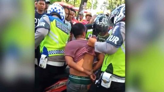 Jambret HP Mahasiswi, Mantan Petinju Nasional Nyaris Babak Belur Dikeroyok Massa