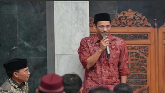 Mendikbud Nadiem Makarim : Mahasiswa Bisa Kuliah 3 Semester di Luar Prodi
