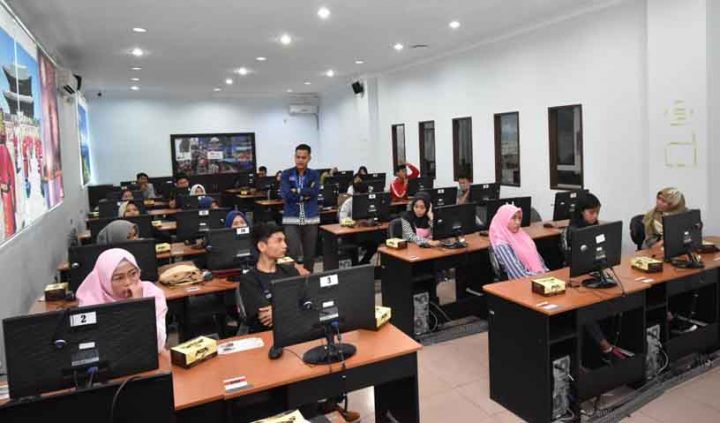 IIB Darmajaya Siapkan 400 Komputer untuk Tes CPNSD Pemkab Tulangbawang