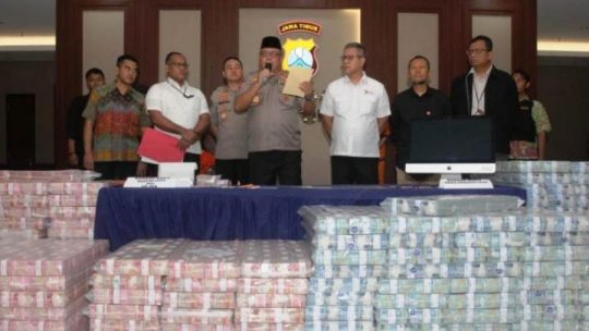 Polda Jatim Ungkap Investasi Bodong MeMiles, Sejumlah Artis Jadi Korban