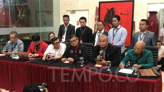 ICW Kritik Kehadiran Yasonna Laoly pada Jumpa Pers PDIP