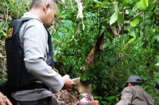 Warga Sinargading Waykanan Ditemukan Tewas Bersimbah Darah di Kebun Karet
