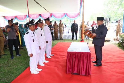 Plt Bupati Lamsel Lantik Tiga Pj Kades Kecamatan Way Sulan