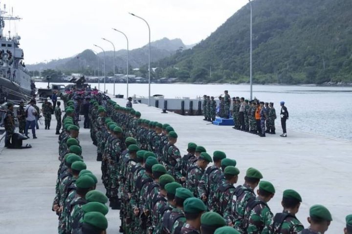 TNI Kirim Kapal Perang dan 600 Personel ke Natuna