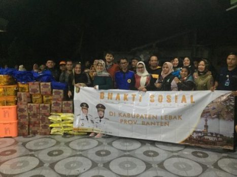 Wagub Lampung Serahkan Bantuan untuk Korban Banjir di Kabupaten Lebak