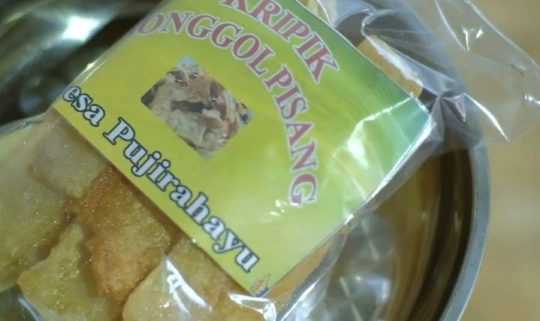 Kriuk dan Gurihnya Keripik Bonggol Pisang Produksi Warga Lampung Selatan