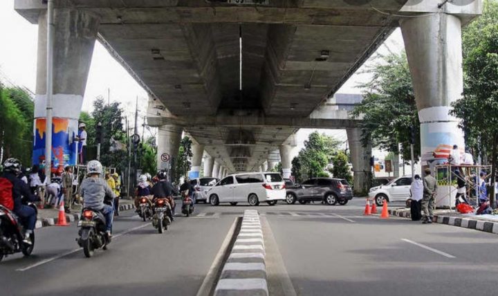 Fly over di Kemang, Jakarta Selatan