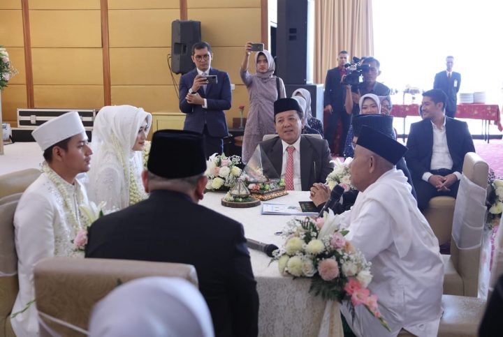 Gubernur Arinal dan Ketua DPD RI Jadi Saksi Akad Nikah Adik Wagub Lampung