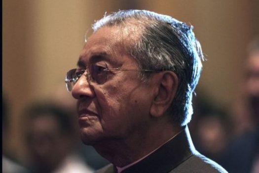 Perdana Menteri Malaysia Mahathir Mohamad Mengundurkan Diri