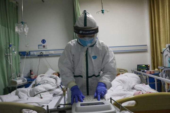 Korban Meninggal Akibat Virus Corona di China Tembus Angka 908