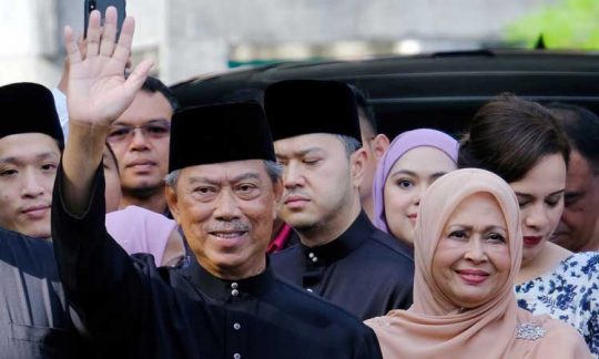 Muhyiddin Yassin, Keturunan Jawa-Bugis Penakluk Mahathir Mohamad