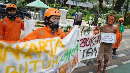 Walhi Tolak Undangan Istana Hadiri Rapat RUU Cipta Kerja