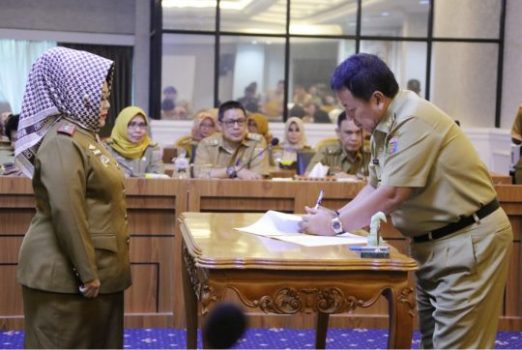 Tingkatkan Kinerja ASN, Gubernur Arinal Tandatangani Perjanjian Kinerja dengan Pimpinan Tinggi Pratama