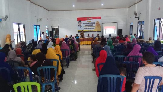 Warga dan Kader Ikuti Orientasi PKS dan Penyuluhan Kesehatan