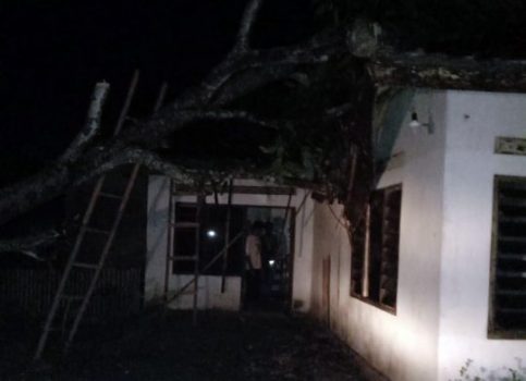 Puluhan Rumah di Desa Sidowaluyo Dihantam Puting Beliung