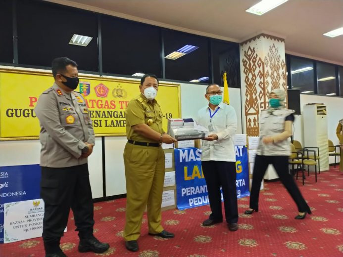 Para Perantau Lampung di Jakarta Serahkan APD kepada Pemprov Lampung